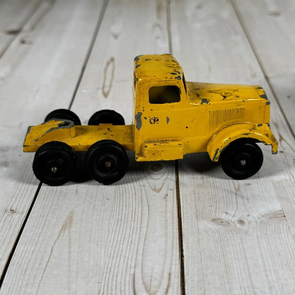 Vintage Ralstoy Pressed Steel‎ Semi Truck Yellow Cab Red Trailer 1950s